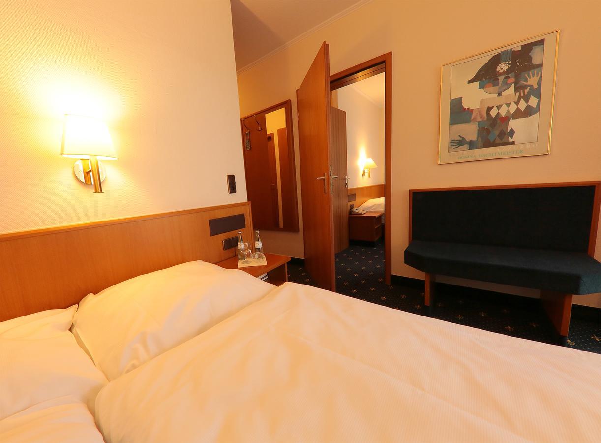 Karaman Group Hotel Bad Nenndorf Eksteriør bilde