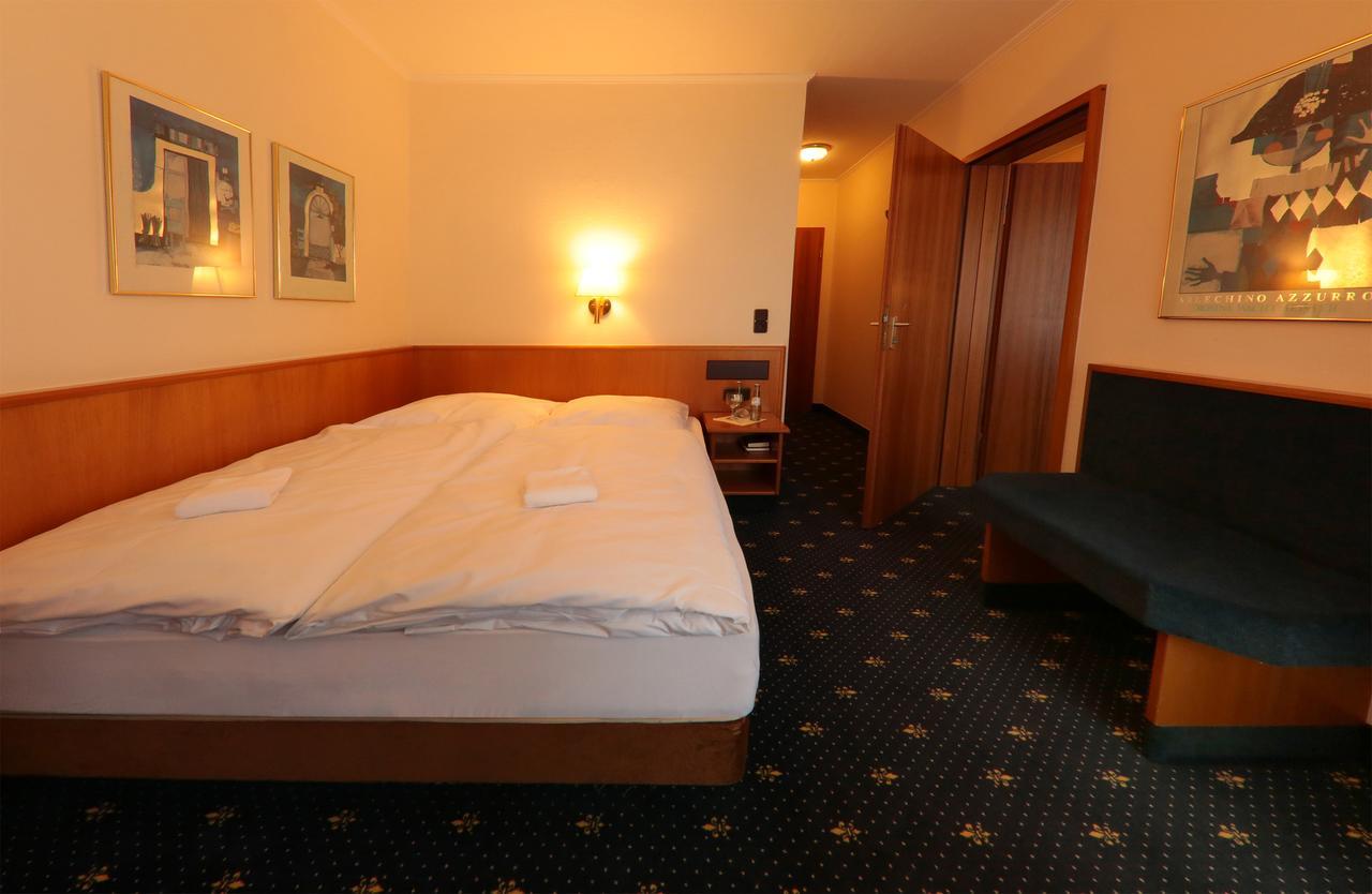 Karaman Group Hotel Bad Nenndorf Eksteriør bilde